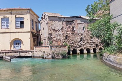 Actual estado del Molí Fariner de Alfarràs que el ayuntamiento recuperará como albergue.