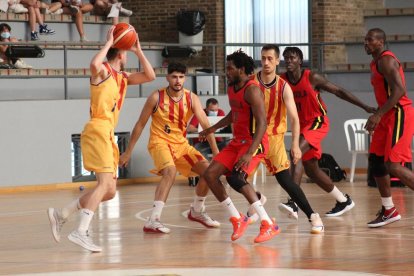 El combinado de equipos catalanes plantó cara a uno de los equipos que aspira a estar en Tokio.