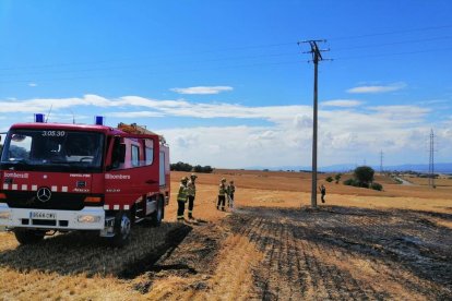 Imatge de l’incendi a Puigverd d’Agramunt.