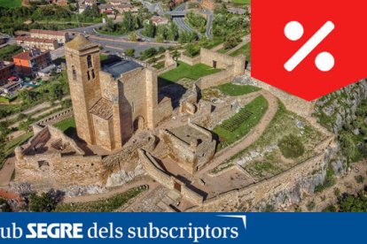 El Castell de Benavarri fou propietat dels Condes de Ribagorza i, anys més tard, declarat bé d'interès cultural.