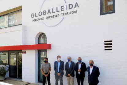 Carles Gibert, Joan Talarn, Ramon Roca, Miquel Pueyo i Paco Cerdà, a l’actual seu de GlobaLleida.