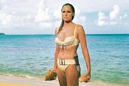 Ursula Andress y su icónico bikini.