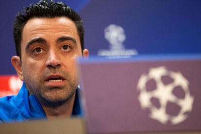 Xavi Hernández, durant la roda de premsa ahir al Camp Nou.