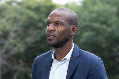 Abidal demana perdó a la seua dona i diu que es mereix la 