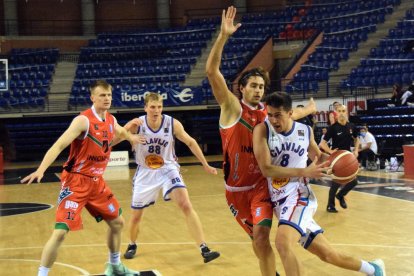 Albert Lafuente, durante un partido de esta temporada con el Clavijo riojano.