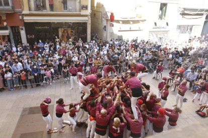 Los Castellers de Lleida vuelven a actuar en las Festes de Tardor después de más de un año y medio parados