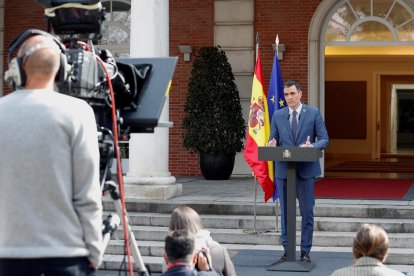 El president del Govern espanyol, Pedro Sánchez, compareix després de participar en la reunió telemàtica del Consell Europeu extraordinari.