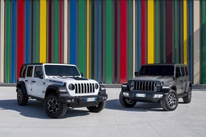 El distintiu 4xe reuneix les versions més eficients i amb més prestacions dels models Renegade, Compass i Wrangler.