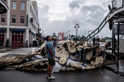 Vista dels danys causats pel pas de l’huracà Ida per Nova Orleans, Louisiana.