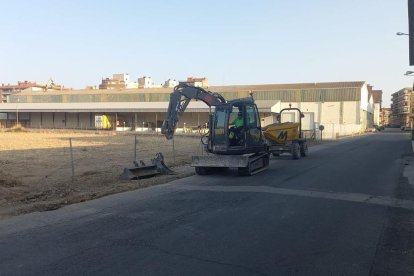 Les obres del camí que s’han començat a la capital.