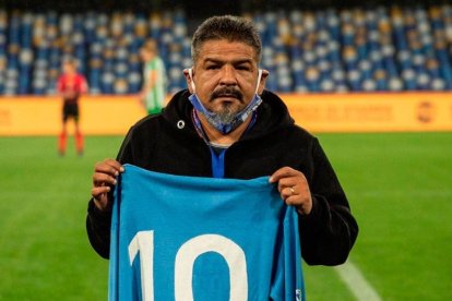 Hugo Maradona.