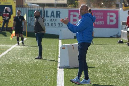 Febas se lamenta por una ocasión perdida al final.