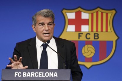 Joan Laporta ayer durante la rueda de prensa que ofreció en las instalaciones del club.