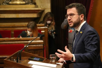 El president de la Generalitat, Pere Aragonès, en un pleno en el Parlament.