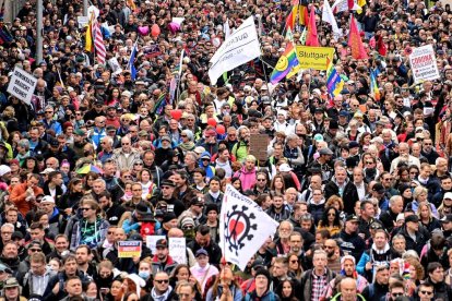 Mobilització contra les restriccions per la Covid a Stuttgart.
