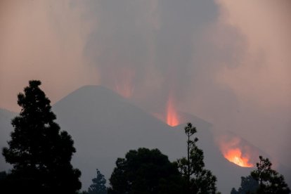 Imatge de l’erupció de Cumbre Vieja, a La Palma.