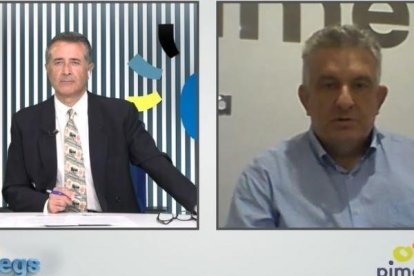 Jaume Saltó, a la derecha, inauguró la jornada de Pimec.