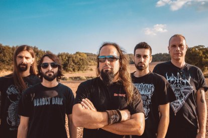 La formació de metal Siroll! presenta el senzill ‘Pagesos Satànics’ amb un concert a les 12.00 h.