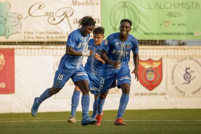 Moha Keita celebra el gol que va donar la classificació al Lleida.