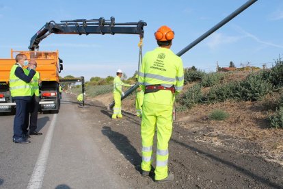 La revisión de los trabajos en la rotonda de Alpicat. 