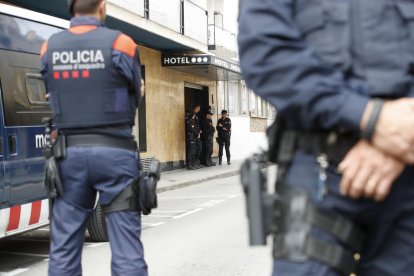 Incident entre Mossos d'Esquadra i Policia Nacional a Sant Adrià del Besòs
