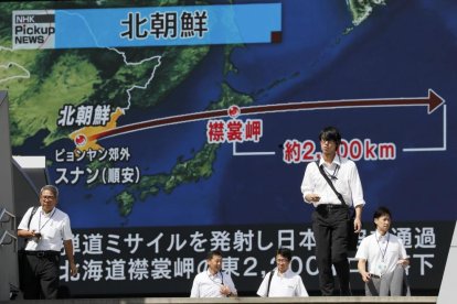 Corea del Nord respon a les sancions amb un nou míssil sobre el Japó