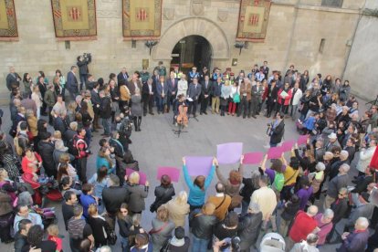 Imagen de archivo de una protesta contra la violencia hacia las mujeres en Lleida. 