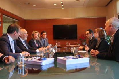 El Govern rep les claus de 74 pisos del BBVA a Lleida per destinar-los a lloguer social