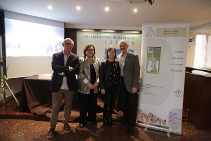 Conferencia sobre el maltrato infantil por zarandeo, ayer.