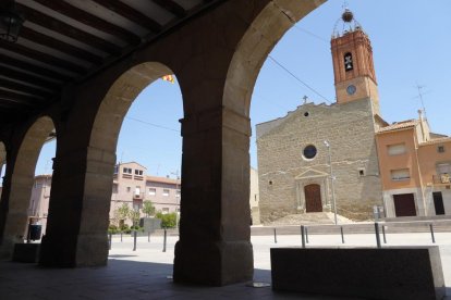 El pàrquing s’ubicarà just darrere de l’església parroquial.