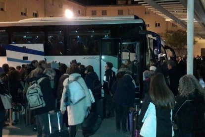 Autobusos de diverses localitats lleidatanes, de camí a la manifestació de Brussel·les