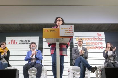 Marta Rovira denunció en Tàrrega que es una campaña impuesta y sin igualdad de condiciones.