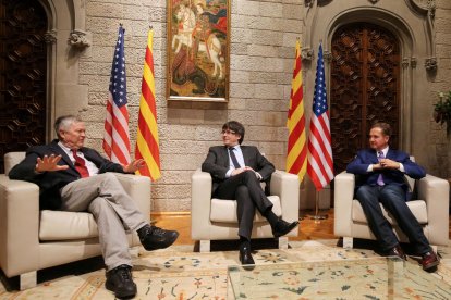 Imatge de la reunió de Puigdemont amb congressistes nord-americans aquest diumenge.