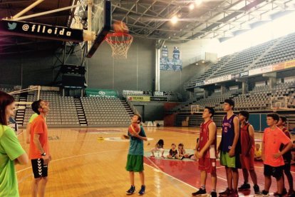 Borja Comenge asistió ayer al campus del Força Lleida.