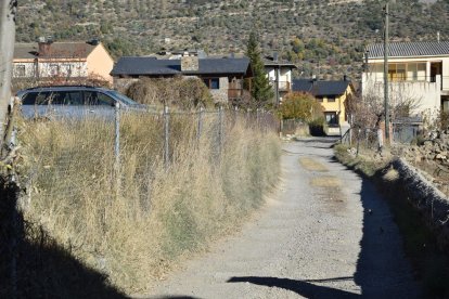 El camí Nord està encara sense asfaltar.