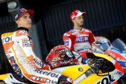 Márquez domina inicialment però acaba per darrere de Dovizioso a València