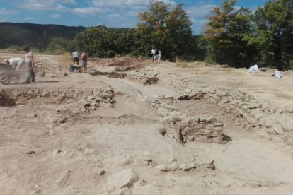 Imatge d’arxiu de l’excavació arqueològica de Castellvell.