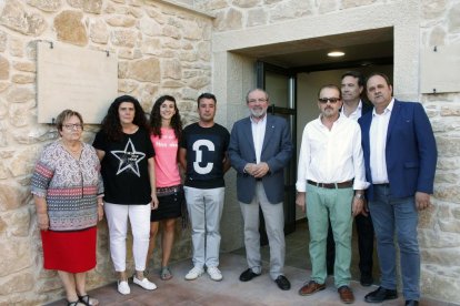 Reñé va presidir la inauguració de la sala de vetllatoris de Tarrés.