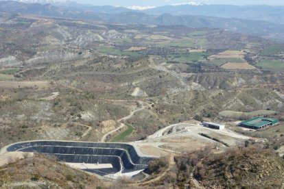 Les instal·lacions de l’abocador de Tremp al nucli de Fígols.