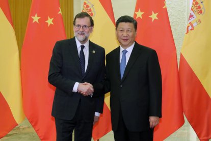 Mariano Rajoy saluda al presidente de China Xi Jinping.