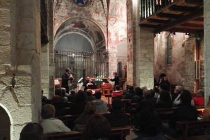 Actuació del trio Syrinx a l’església de Sant Andrèu de Salardú.