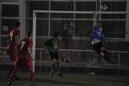 Los porteros de Alpicat y Cervera fueron los protagonistas del encuentro amistoso.