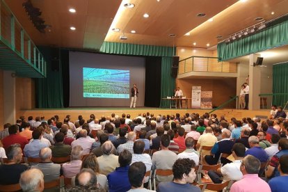 Un moment de la jornada celebrada ahir a la Granja d’Escarp amb cinc-centes persones.