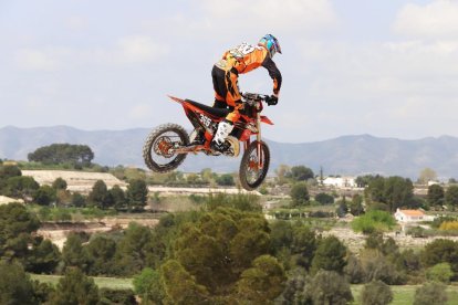 El leridano Adrià Monné logra la victoria en el Estatal de motocross