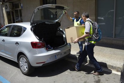 Los Mossos d’Esquadra en el registro del Consorcio de La Mina.