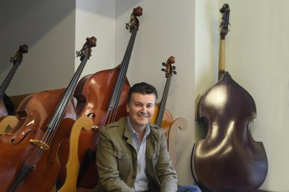 Un barítono en tejanos