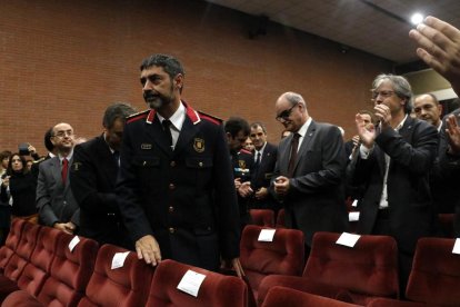 Trapero, ovacionat en la inauguració del curs acadèmic de l’ISPC.