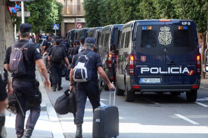 Un jutge ordena la detenció de dos regidors de la CUP a Reus per l'1-O