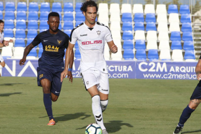 Quim Araujo, en un partido con el Albacete.