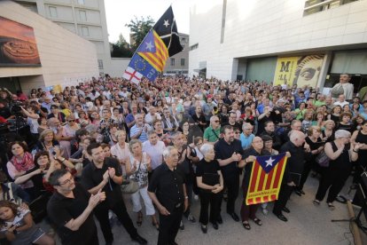 El PP echa por tierra en un mes, con el 155, veinte años de lucha de las entidades de Lleida